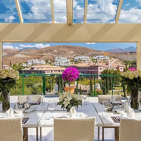 10 Guest Private Benahavis Villa